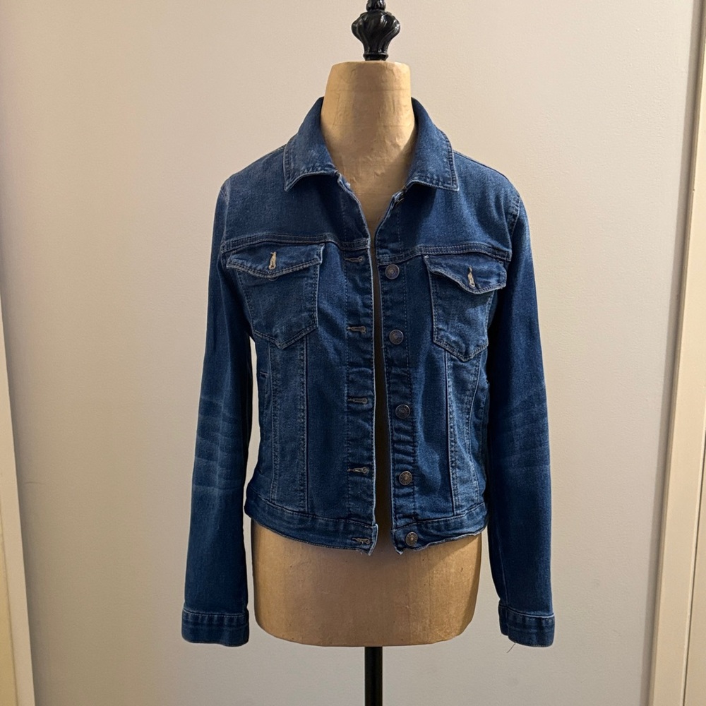 Stylish Indigo Denim Jacket for Women